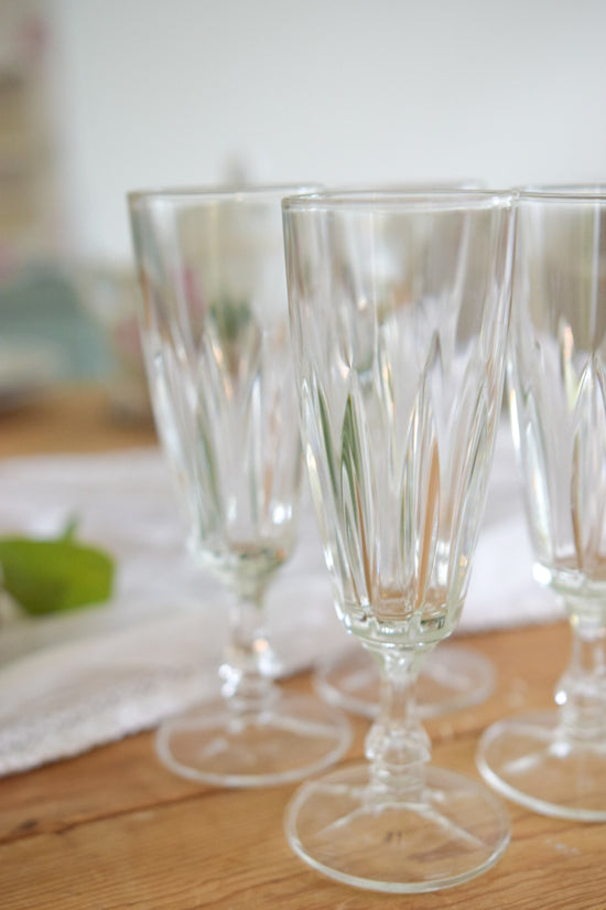 Set med 4st champagneglas